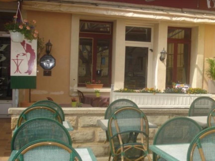 Le Terminus Hotel Tarascon Bagian luar foto